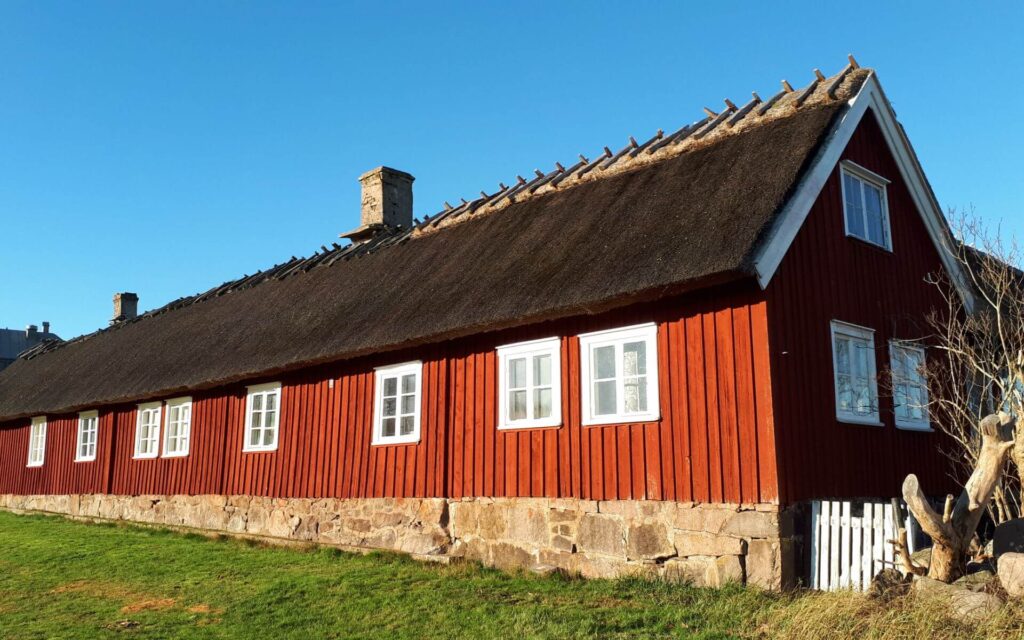 Apelviksgården B&B / Hostel